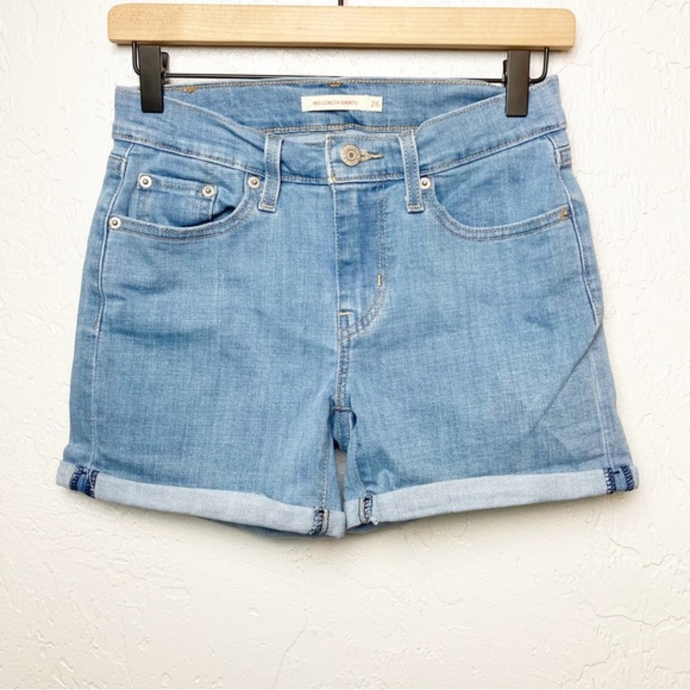 Womens mid length shorts size 26 cuffed